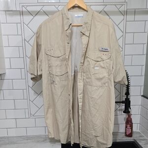 Columbia Men’s 1X Short Sleeve Fishing Shirt PFG Style Tan Button